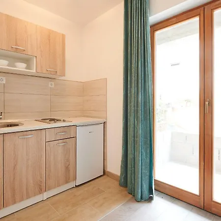 Antonia Apartman *